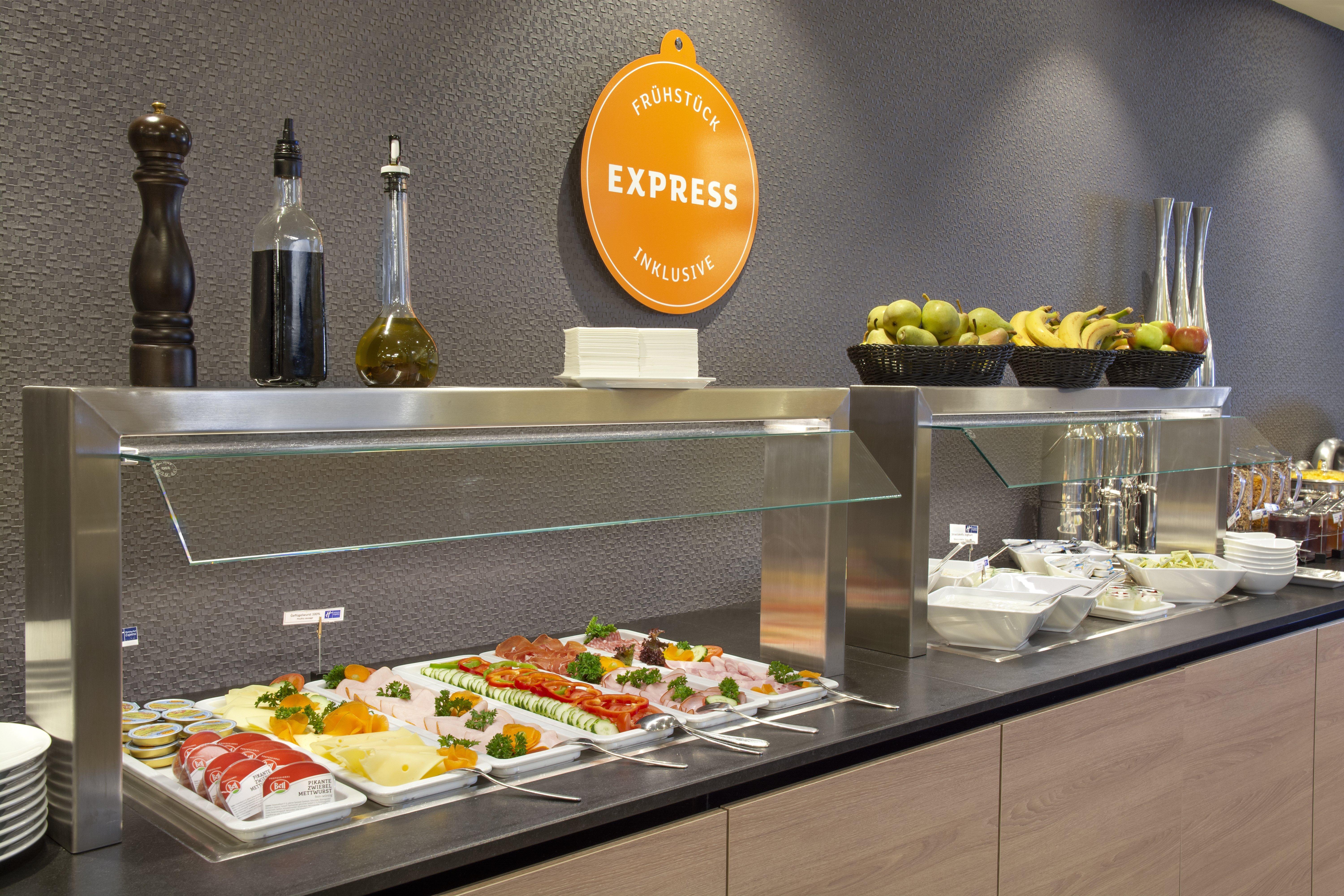 Holiday Inn Express Karlsruhe - City Park By Ihg Luaran gambar